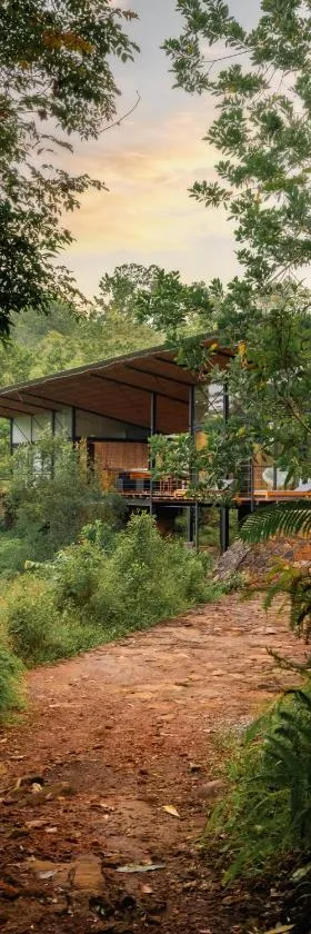 Kurunduketiya Private Rainforest Resort，位于Kalawana的酒店