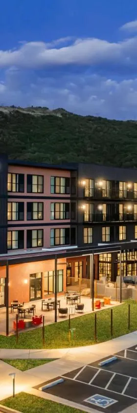 The Hoffmann Hotel Basalt Aspen Tapestry Collection Hilton，位于巴索尔特的酒店
