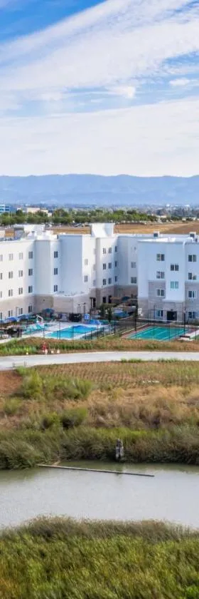 Residence Inn by Marriott San Jose North/Silicon Valley，位于圣何塞的酒店