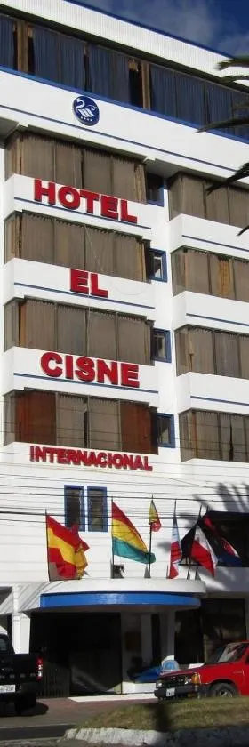 Hotel El Cisne Internacional，位于里奥班巴的酒店