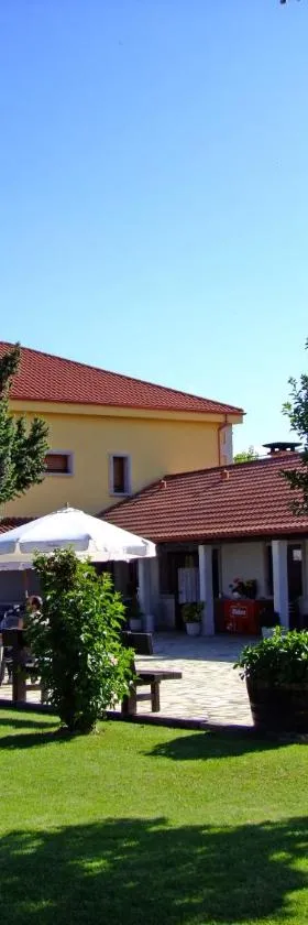Hotel Casa Reboiro，位于蒙福特·德·莱蒙斯的酒店
