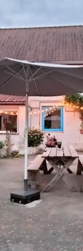Hanami - tuinkamer，位于兹瓦尔姆的酒店