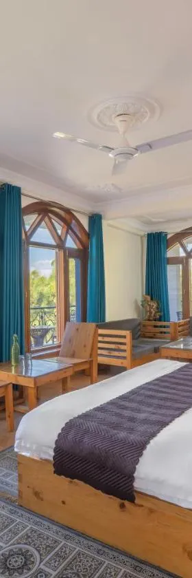 Calm Cottage KASAULI HILLS Barog，位于Barog的酒店