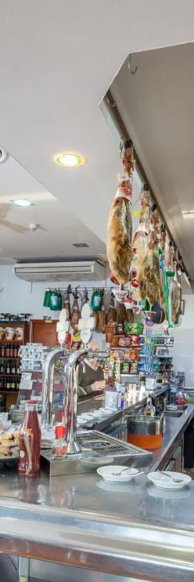 Hotel Restaurante Los Molinos，位于埃希哈的酒店