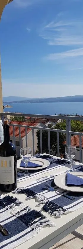 Apartman Relax view Dramalj, Crikvenica，位于德拉马利的酒店