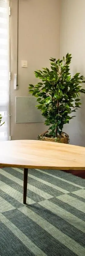 Encantadora Vivienda turística con Wifi en Sestao，位于塞斯陶的酒店