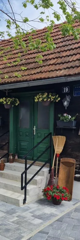 Holiday home Hižica v plavem trnacu，位于Gornja Stubica的酒店