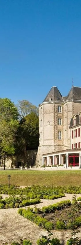 Chateau Laroche-Ploquin，位于Sepmes的酒店