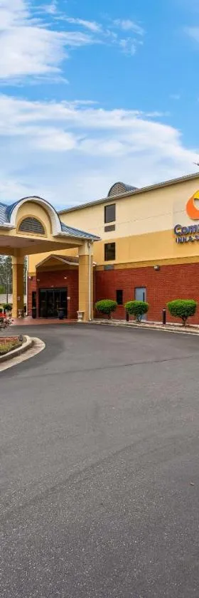 Comfort Inn & Suites Chipley I-10，位于奇普利的酒店