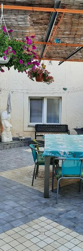 appartement ANITA & JORIS，位于斯维蒂尤拉伊的酒店
