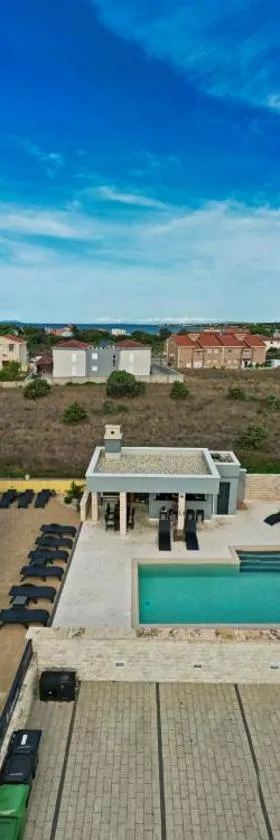 Apartments Dream House Zaton，位于扎顿的酒店