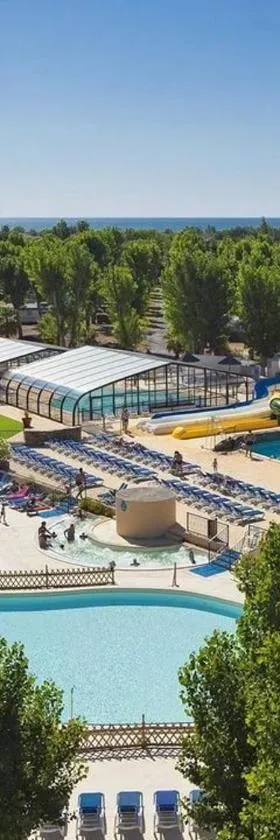 MOBILHOME Lodge 3 chambres, 500m plage, camp 5 étoiles，位于旺德雷的酒店
