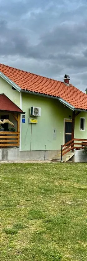 Apartment Valentina，位于Bročanac的酒店