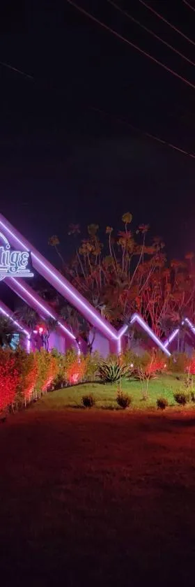 Prestige Motel 5，位于索罗卡巴的酒店