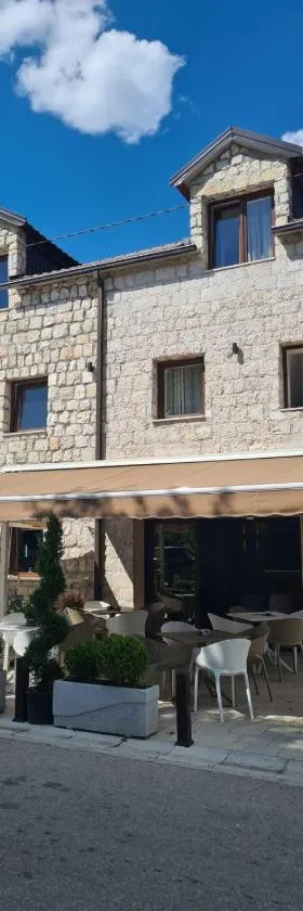 Apartmani Umac，位于尼克希奇的酒店
