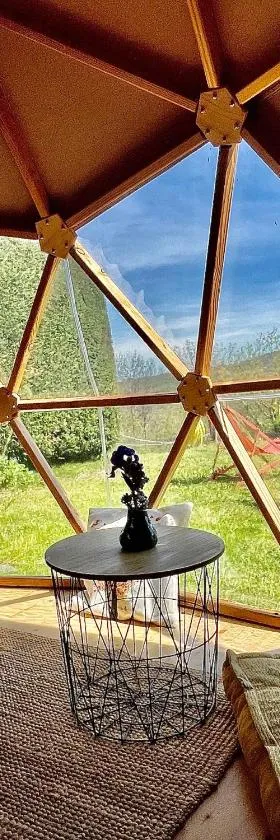 Dôme/insolite/parc régional du Pilat，位于Saint-Appolinard的酒店