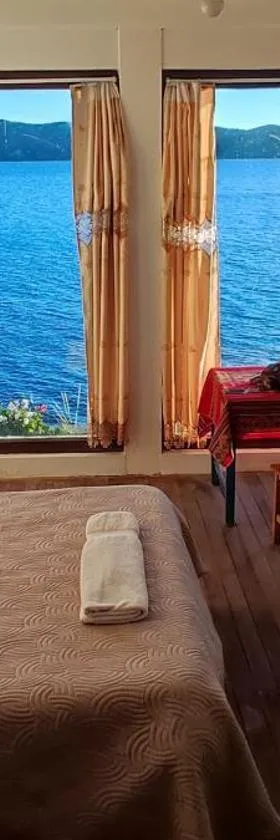 Luna del Titikaka Lodge Isla de la Luna Bolivia Montaña Inka，位于Isla de la Luna的酒店
