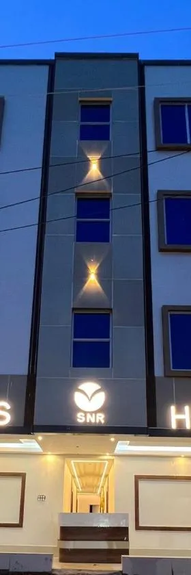 SNR VENUS HOTELS，位于蒂鲁帕蒂的酒店
