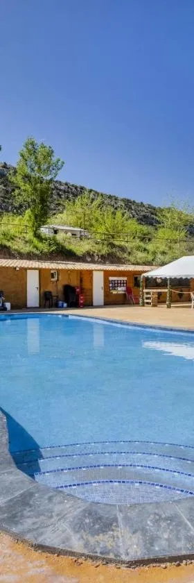 Móvil Home Pequeña，位于Alós de Balaguer的酒店