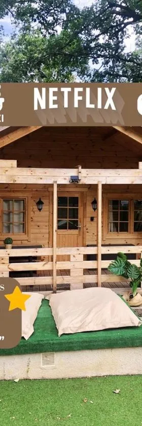 Le Chalet avec jacuzzi privatif，位于Nargis的酒店