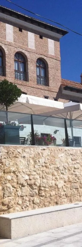Jardin de la Abadia, Arroyo de la Encomienda，位于巴利亚多利德的酒店