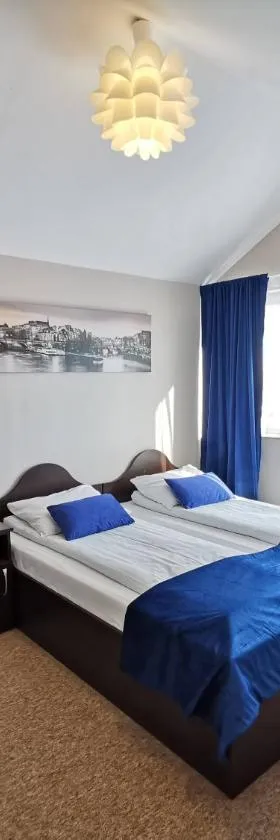 SAS rooms & restaurant，位于卢布林的酒店