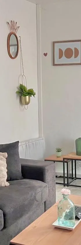 Le Duplex, 1 chambre, Parking gratuit & Wifi，位于Ruelle-sur-Touvre的酒店
