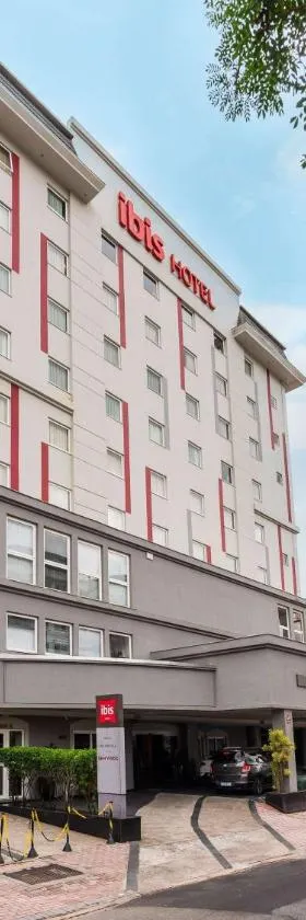 ibis Joinville，位于约恩维利的酒店