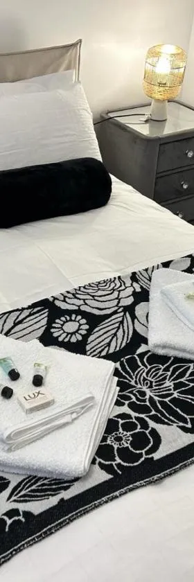 Ana guest house，位于Hookwood的酒店