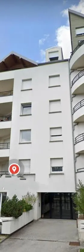 Chez Damien，位于蓬塔利耶的酒店