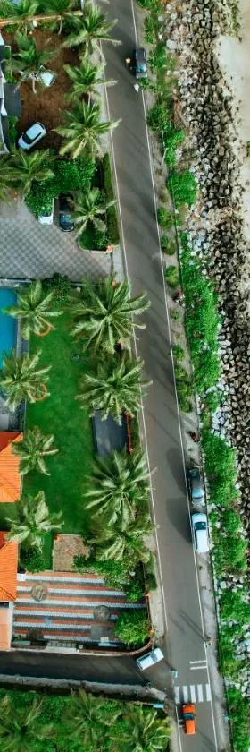 Asokam Beach Resort，位于坎努尔的酒店