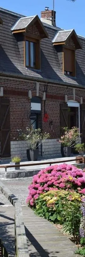 乐克洛杜克鲁谢酒店，位于Gueudecourt的酒店