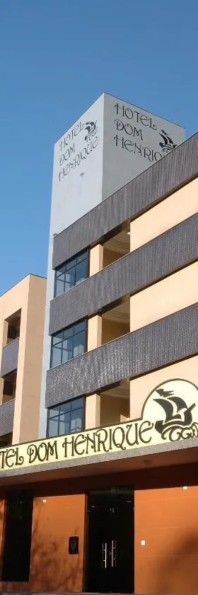 Hotel Dom Henrique，位于Timóteo的酒店