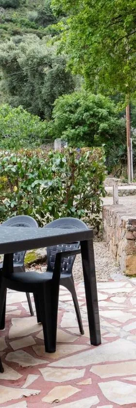 Appartement départ GR20，位于卡伦扎纳的酒店