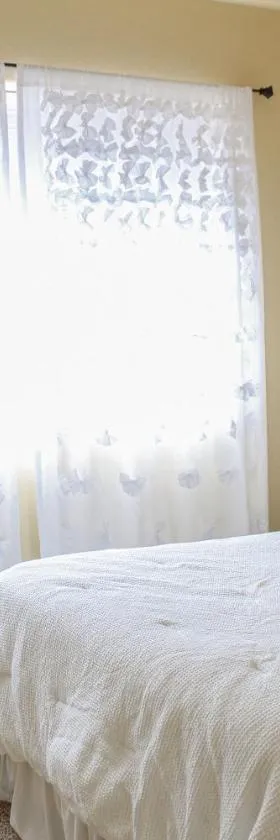 Chic Residence Near DT Sheridan，位于谢里登的酒店