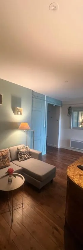 Appartement privé « Blue Bridge & Sauna »，位于塞里雷斯的酒店