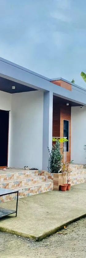 Lucas Transient House，位于Looc的酒店