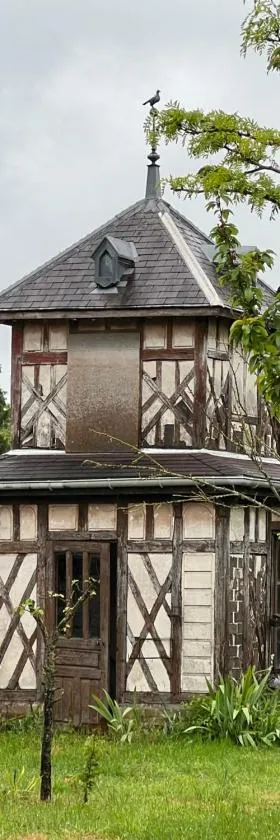 gite de saint lye，位于Saint-Lyé的酒店