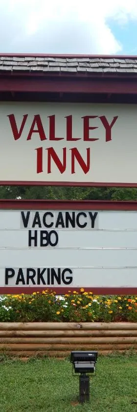 Valley Inn - Hamilton Ga，位于汉密尔顿的酒店