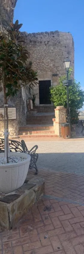 La Plaza，位于苏埃罗斯的酒店