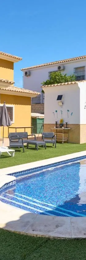 Marisol' House，位于蓬特赫尼尔的酒店