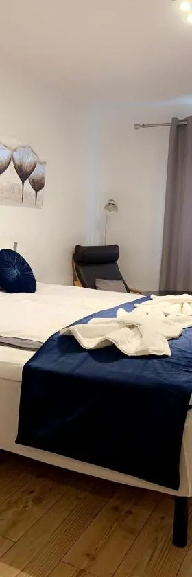 Hotell Lamar，位于恩厄尔霍尔姆的酒店