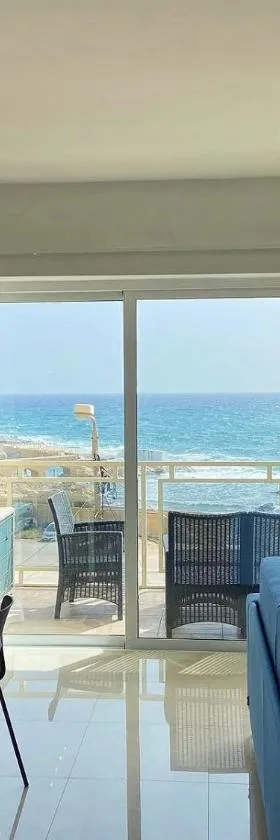 Seabreeze Serenity Dragonara Horizon Residence，位于帕切维拉的酒店