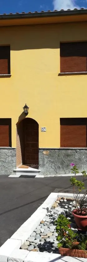 Vivienda Vacacional Alba Marinas，位于普拉维亚的酒店