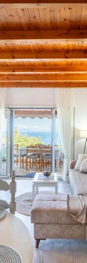Euterpe's house CORFU，位于巴尔巴蒂的酒店