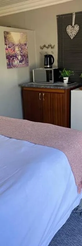 Stellies Accommodation - Room 2，位于基特曼斯胡普的酒店