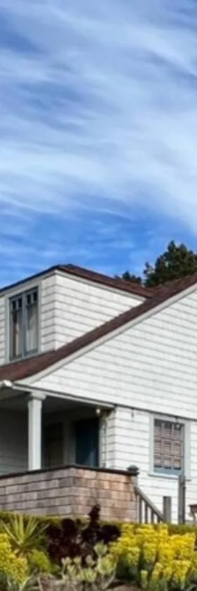 Surfmen's Cottage - Historic Coast Guard property，位于波因特阿里纳的酒店