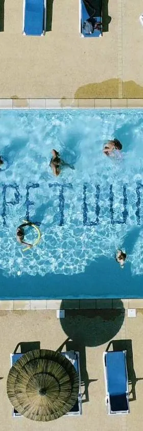 Camping Le Perpetuum，位于多姆的酒店