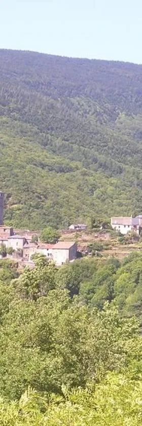 Maison de campagne Les loirs，位于Lespinassière的酒店