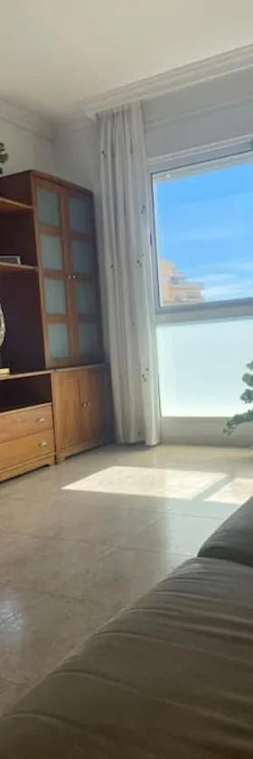 Adra apartment 2nd line to sea，位于阿德拉的酒店